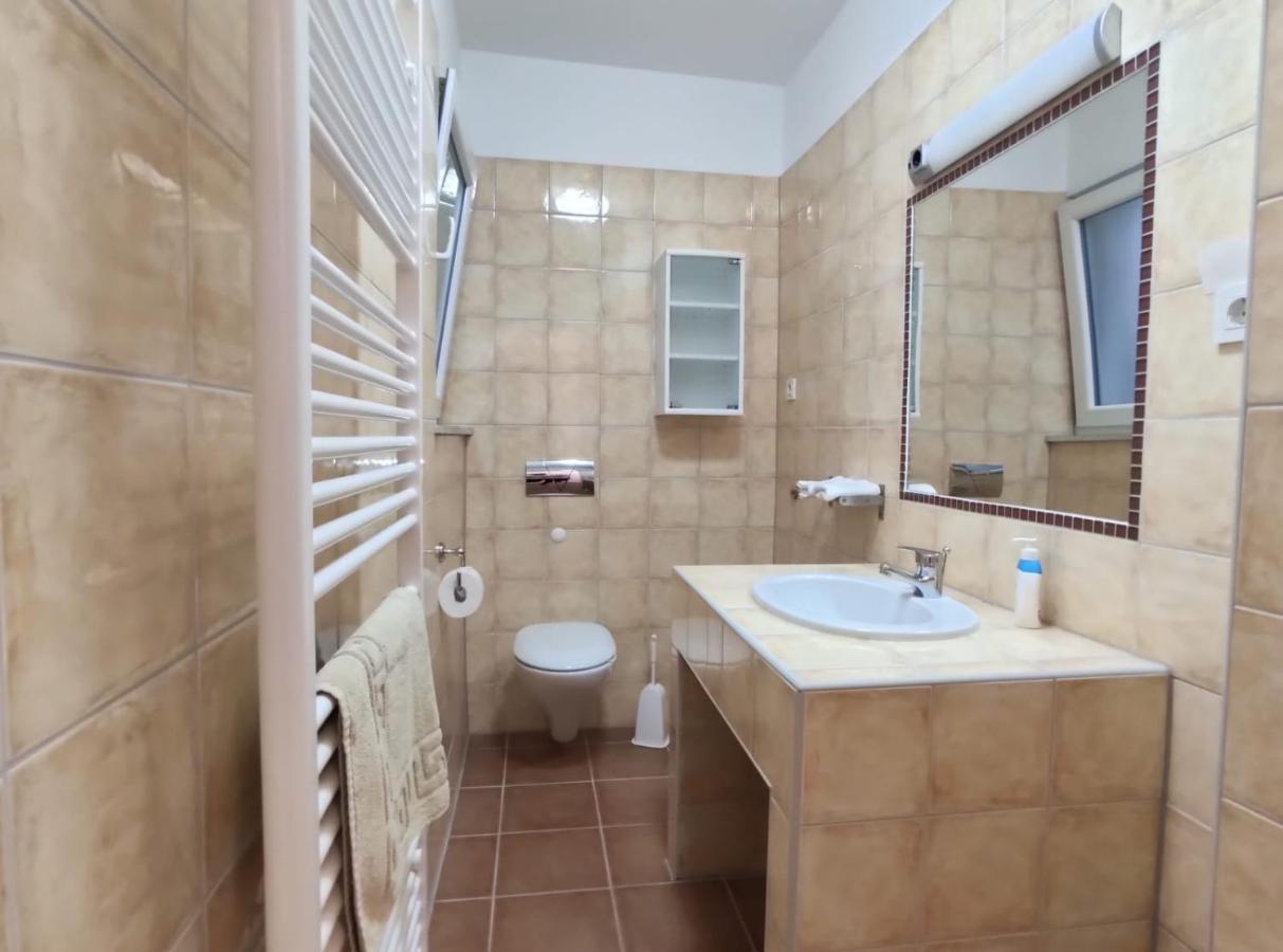 Ivana Apartman 2 Crikvenica Bagian luar foto